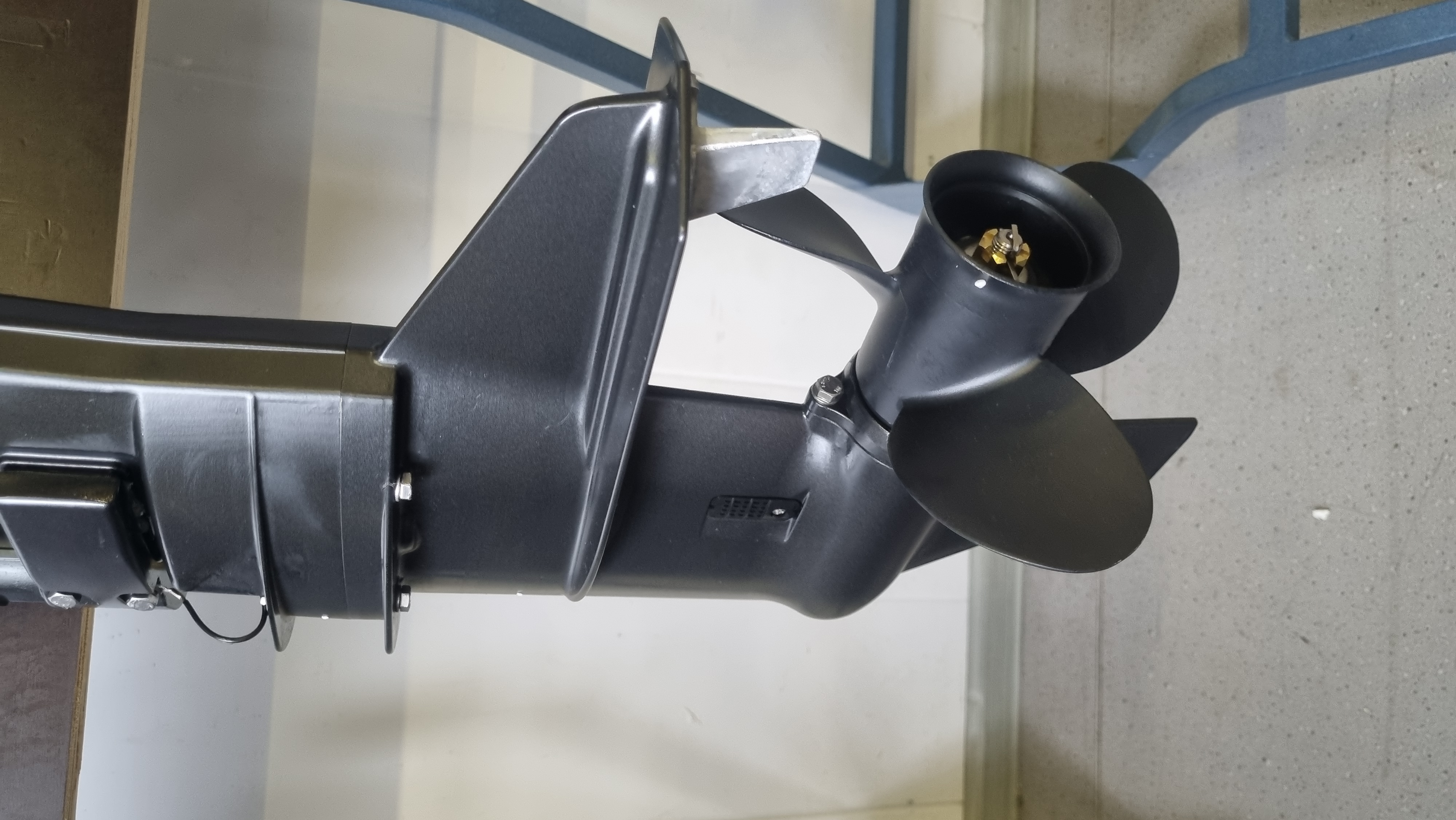 Лодочный мотор Gladiator G9.8 FHS BLACKLINE